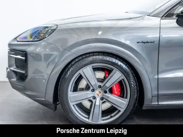 PORSCHE Cayenne S E-Hybrid Coupe SportDesign PDCC InnoDr