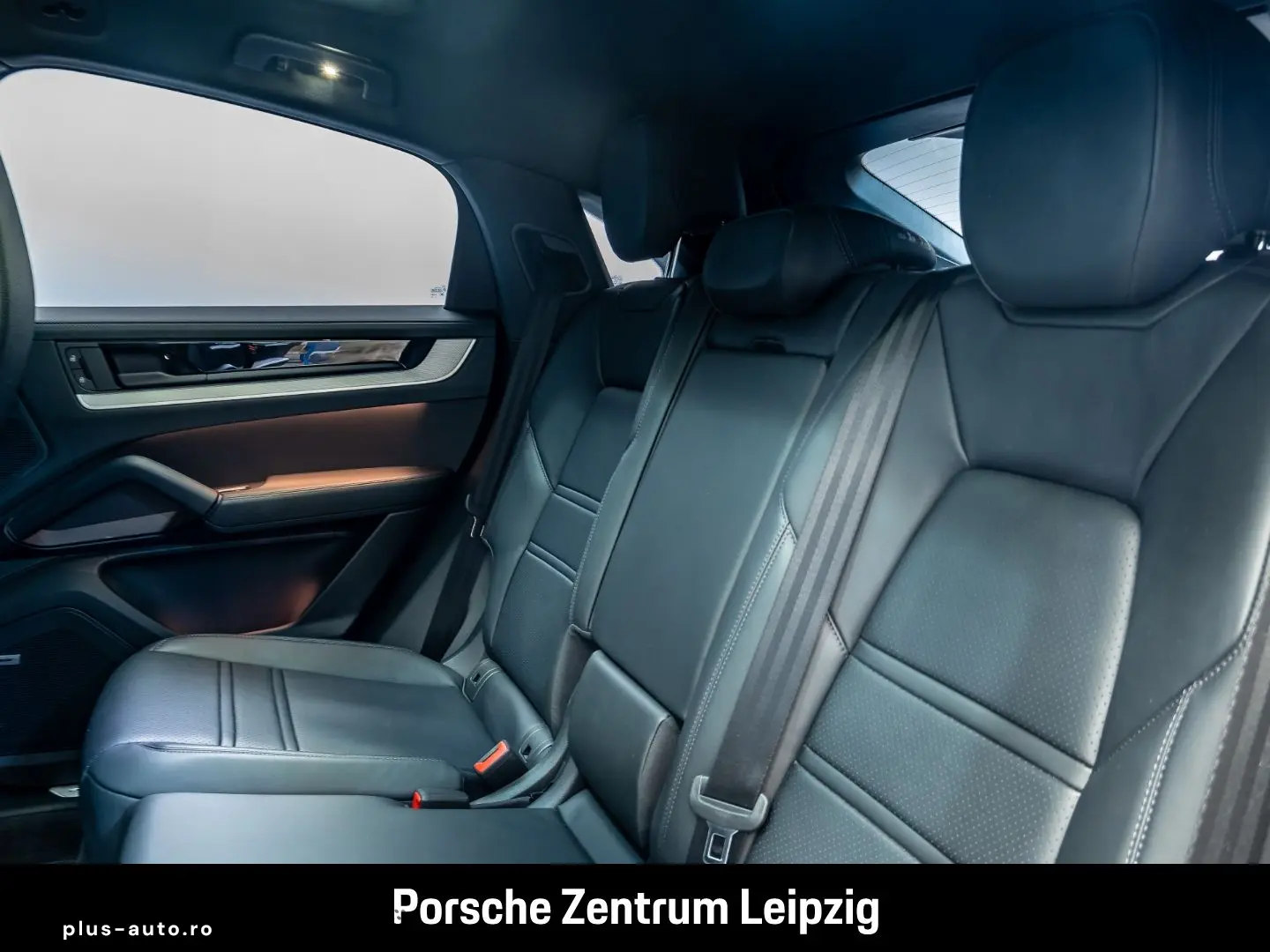 PORSCHE Cayenne S E-Hybrid Coupe SportDesign PDCC InnoDr