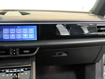 PORSCHE Macan Electric 100 kWh