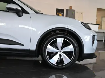 PORSCHE Macan Electric 100 kWh