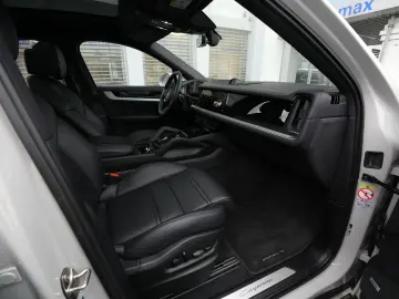 PORSCHE E-Hybrid Coupé SPORTDESIGN-PAKET-INNO-BOSE-22 T