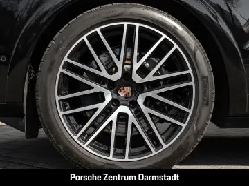 PORSCHE Cayenne S E-Hybrid Coupe HA-Lenkung InnoDrive