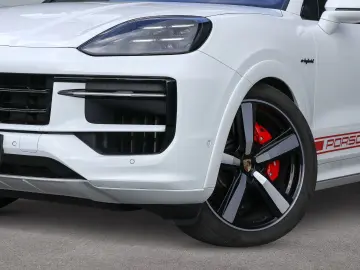 PORSCHE Cayenne S E-Hybrid Coupe HA-Lenkung InnoDrive