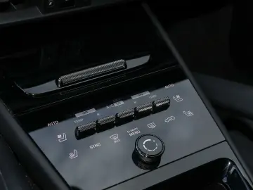 PORSCHE Cayenne S E-Hybrid Coupe HA-Lenkung InnoDrive