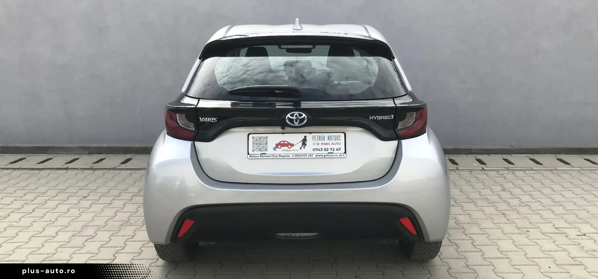 TOYOTA YARIS ACTIVE