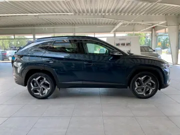 HYUNDAI Tucson 1.6 T-GDI Hybrid Trend 4WD