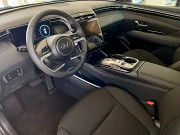 HYUNDAI Tucson 1.6 T-GDI Hybrid Trend 4WD