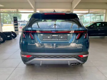 HYUNDAI Tucson 1.6 T-GDI Hybrid Trend 4WD