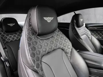 BENTLEY Continental GT W12 Speed Onyx  Akrapovic Exhaust