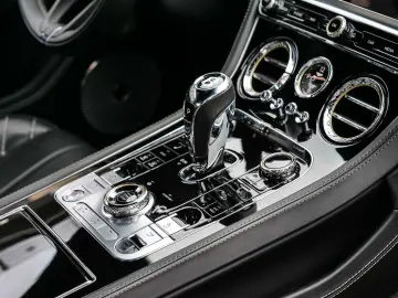 BENTLEY Continental GT W12 Speed Onyx  Akrapovic Exhaust