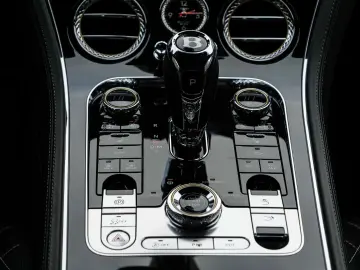 BENTLEY Continental GT W12 Speed Onyx  Akrapovic Exhaust