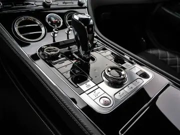 BENTLEY Continental GT W12 Speed Onyx  Akrapovic Exhaust