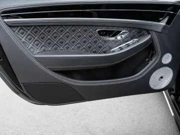 BENTLEY Continental GT W12 Speed Onyx  Akrapovic Exhaust