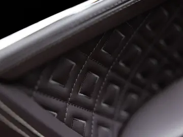 BENTLEY Continental GT V8   Rotating display   Mulliner