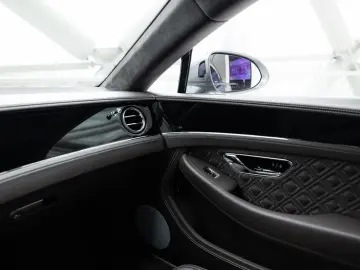 BENTLEY Continental GT V8   Rotating display   Mulliner