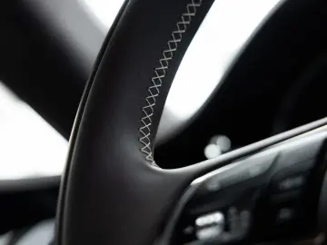 BENTLEY Continental GT V8   Rotating display   Mulliner