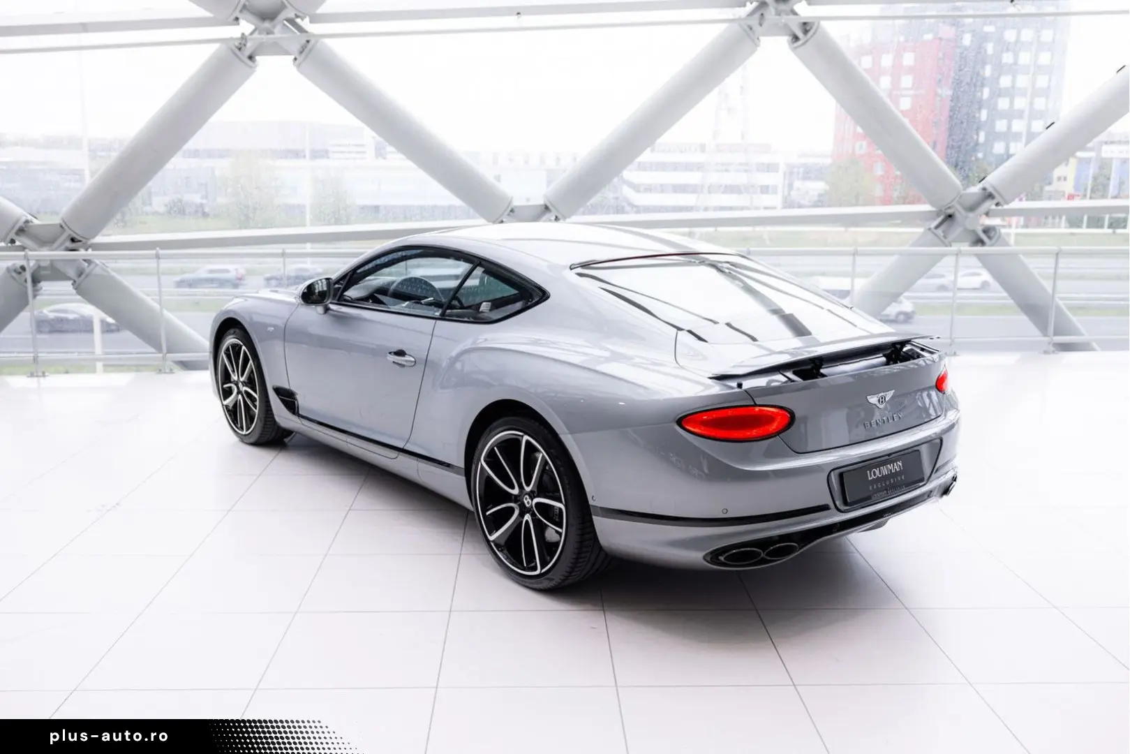 BENTLEY Continental GT V8   Rotating display   Mulliner