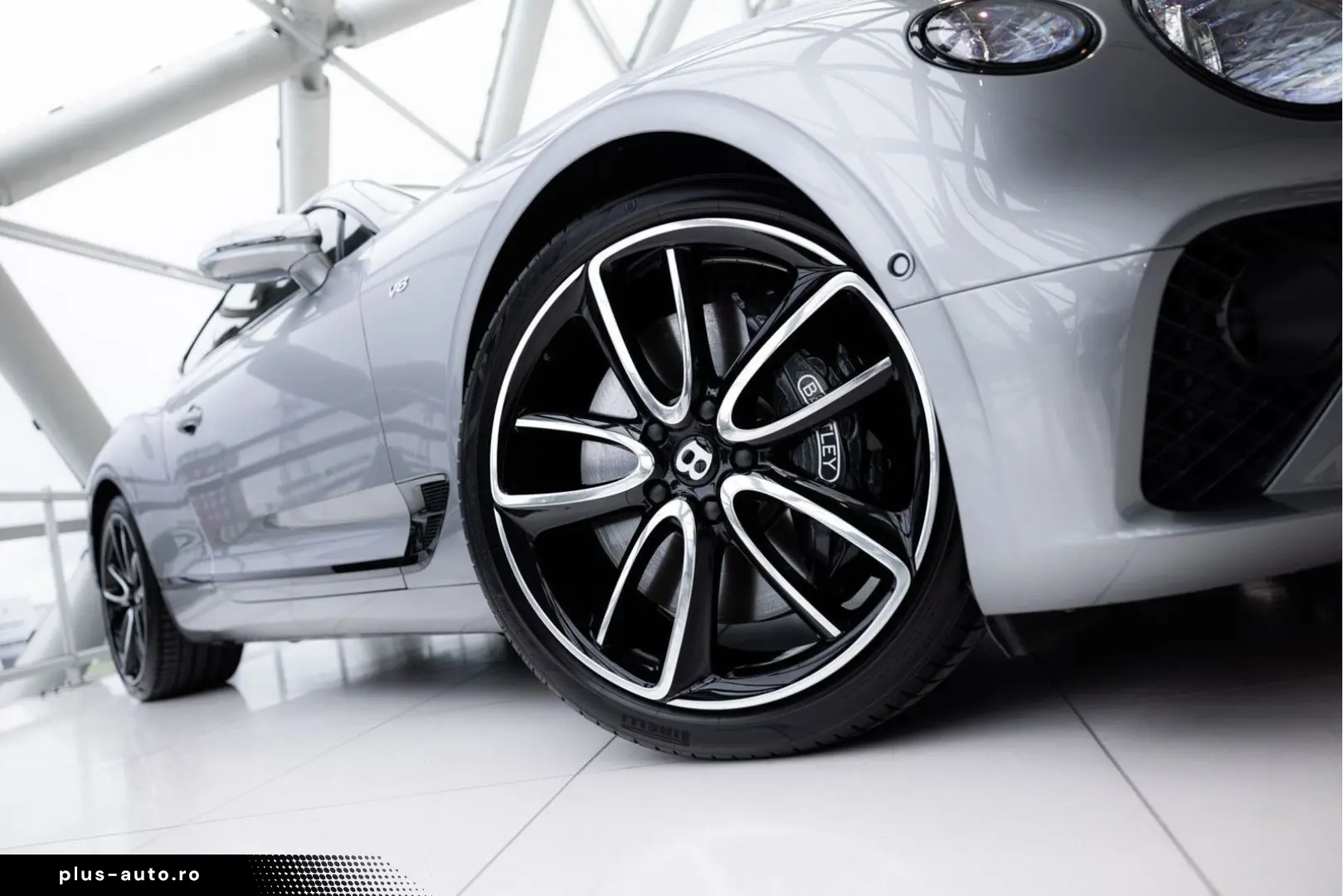 BENTLEY Continental GT V8   Rotating display   Mulliner