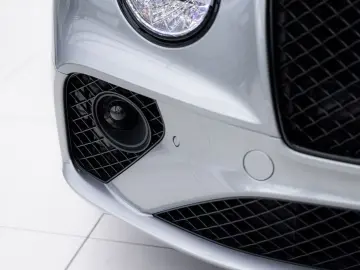 BENTLEY Continental GT V8   Rotating display   Mulliner