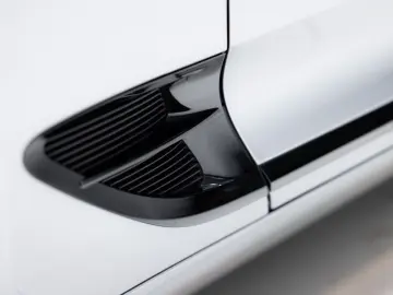 BENTLEY Continental GT V8   Rotating display   Mulliner