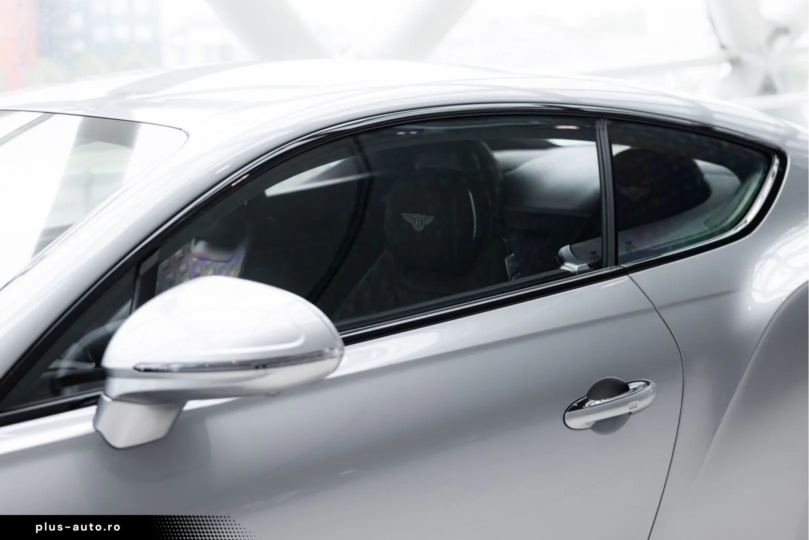 BENTLEY Continental GT V8   Rotating display   Mulliner