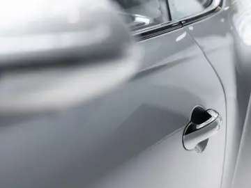 BENTLEY Continental GT V8   Rotating display   Mulliner