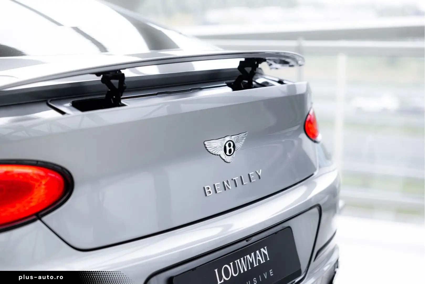 BENTLEY Continental GT V8   Rotating display   Mulliner