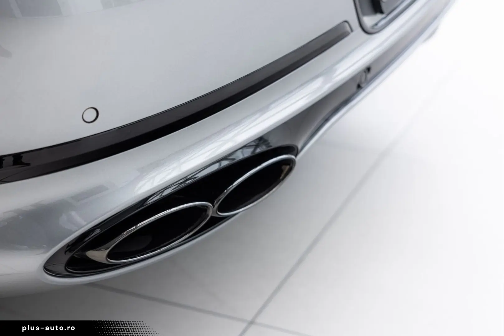 BENTLEY Continental GT V8   Rotating display   Mulliner