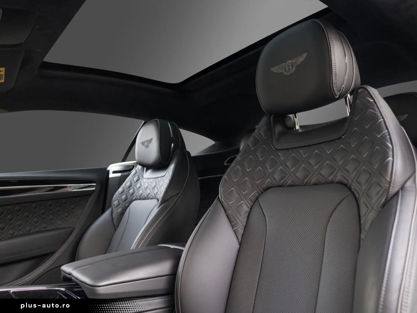 BENTLEY GT V8 Azure Blackline B&O City Tour  6300km