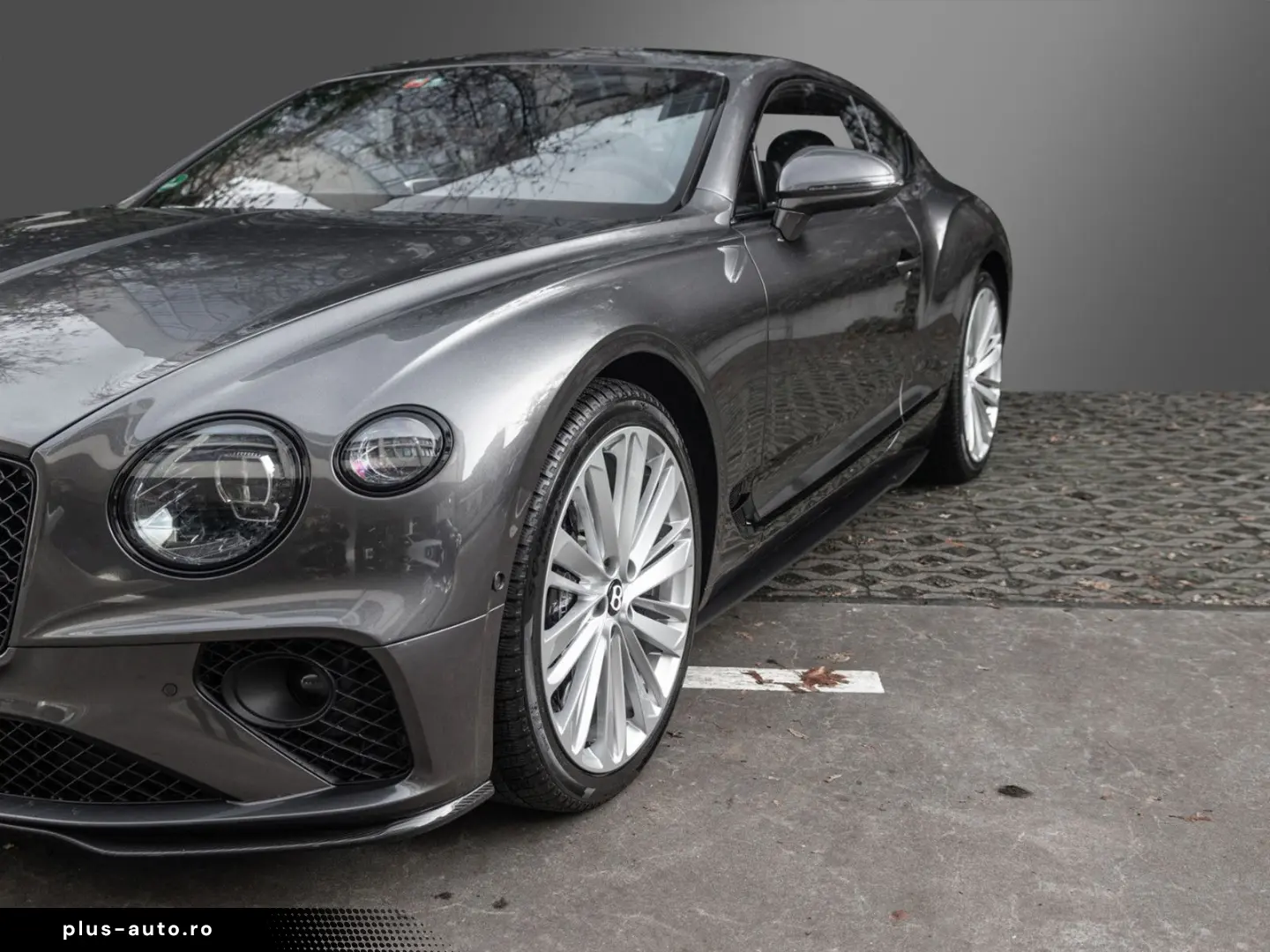 BENTLEY GT V8 Azure Blackline B&O City Tour  6300km