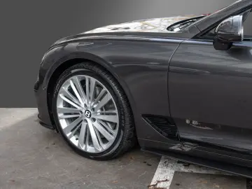 BENTLEY GT V8 Azure Blackline B&O City Tour  6300km