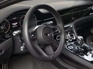 BENTLEY GT V8 Azure Blackline B&O City Tour  6300km