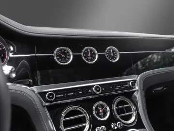 BENTLEY GT V8 Azure Blackline B&O City Tour  6300km