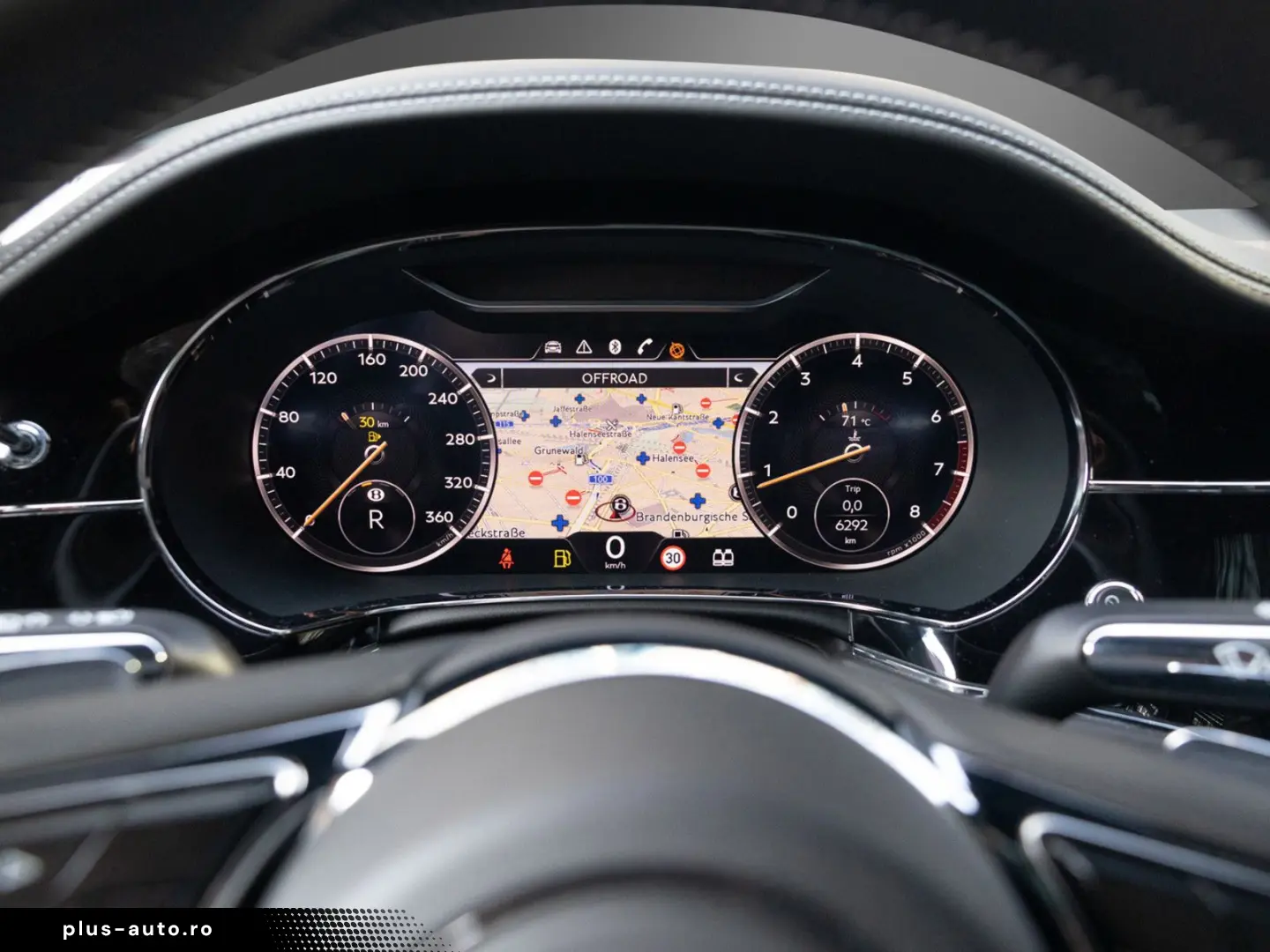 BENTLEY GT V8 Azure Blackline B&O City Tour  6300km