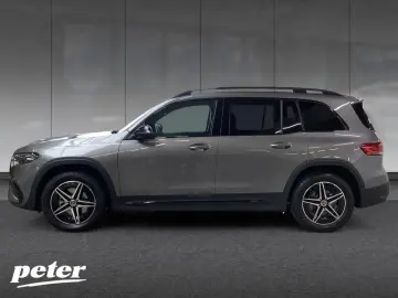 MERCEDES-BENZ EQB 300 4M AMG NIGHT LED MBUX EASY-PACK Kamera