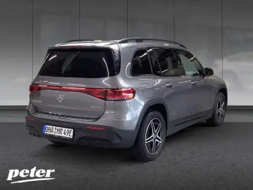 MERCEDES-BENZ EQB 300 4M AMG NIGHT LED MBUX EASY-PACK Kamera