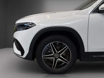 MERCEDES-BENZ EQB 350 4M AMG Totwinkel Spurhalte Kamera MBUX