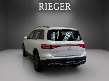 MERCEDES-BENZ EQB 350 4M AMG Totwinkel Spurhalte Kamera MBUX