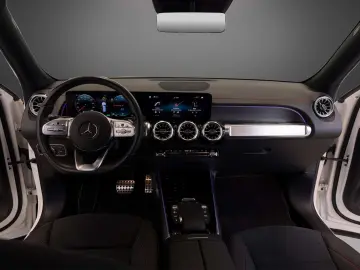 MERCEDES-BENZ EQB 350 4M AMG Totwinkel Spurhalte Kamera MBUX