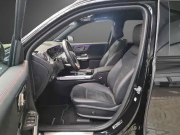 MERCEDES-BENZ EQB 300 4M AMG Pano NIGHT Burmester Keyless 19