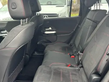 MERCEDES-BENZ EQB 300 4M AMG Night Distronic Kamera Ambiente