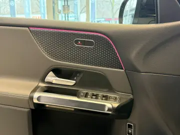 MERCEDES-BENZ EQB 300 4M ELECTRIC ART ADV.PLUS 360  CARPLAY