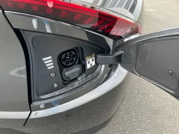 KIA EV6 77.4 kWh AWD Wärmepumpe