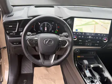 LEXUS NX 350h E-Four Overtrail PANORAMA MARKLEVINSON
