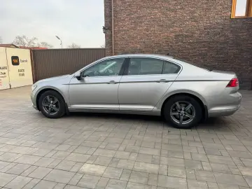 Volkswagen Passat 1.4Benzina