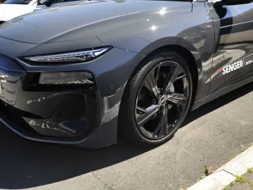 AUDI A6 e-tron Sportback quattro MMI experience pro