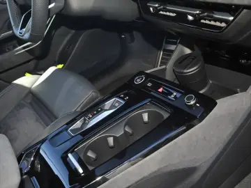 AUDI A6 e-tron Sportback quattro MMI experience pro