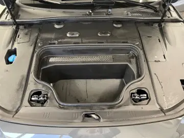 AUDI A6 Sportback e-tron quattro  AHK MATRIX KAMERA N