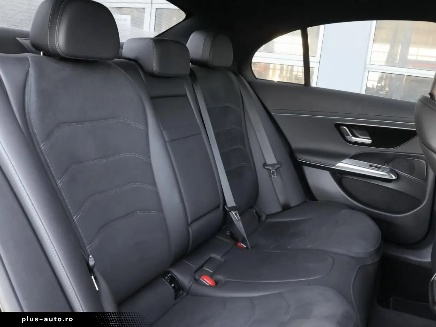 MERCEDES-BENZ E 200 AMG-Sport Super LED Cam Distr Ke&hellip;