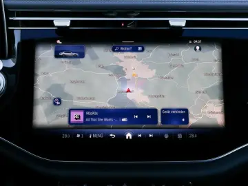 MERCEDES-BENZ E 200 AMG-Sport Super LED Cam Distr Ke&hellip;